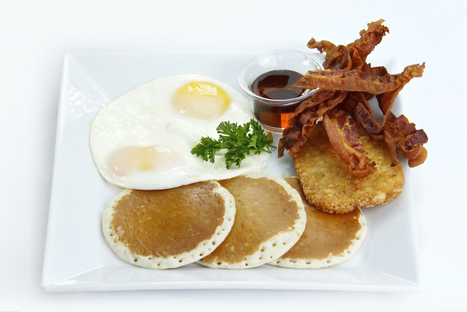Canon EF-S 18-200mm F3.5-5.6 IS sample photo. American breakfast, breakfast menu photography
