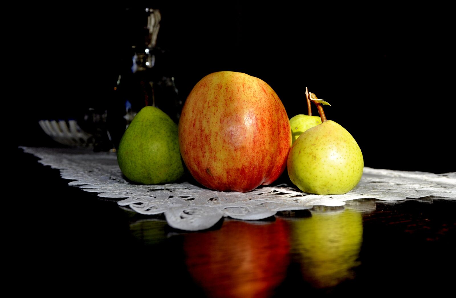 Nikon D5000 sample photo. Fruit, apple, pear photography