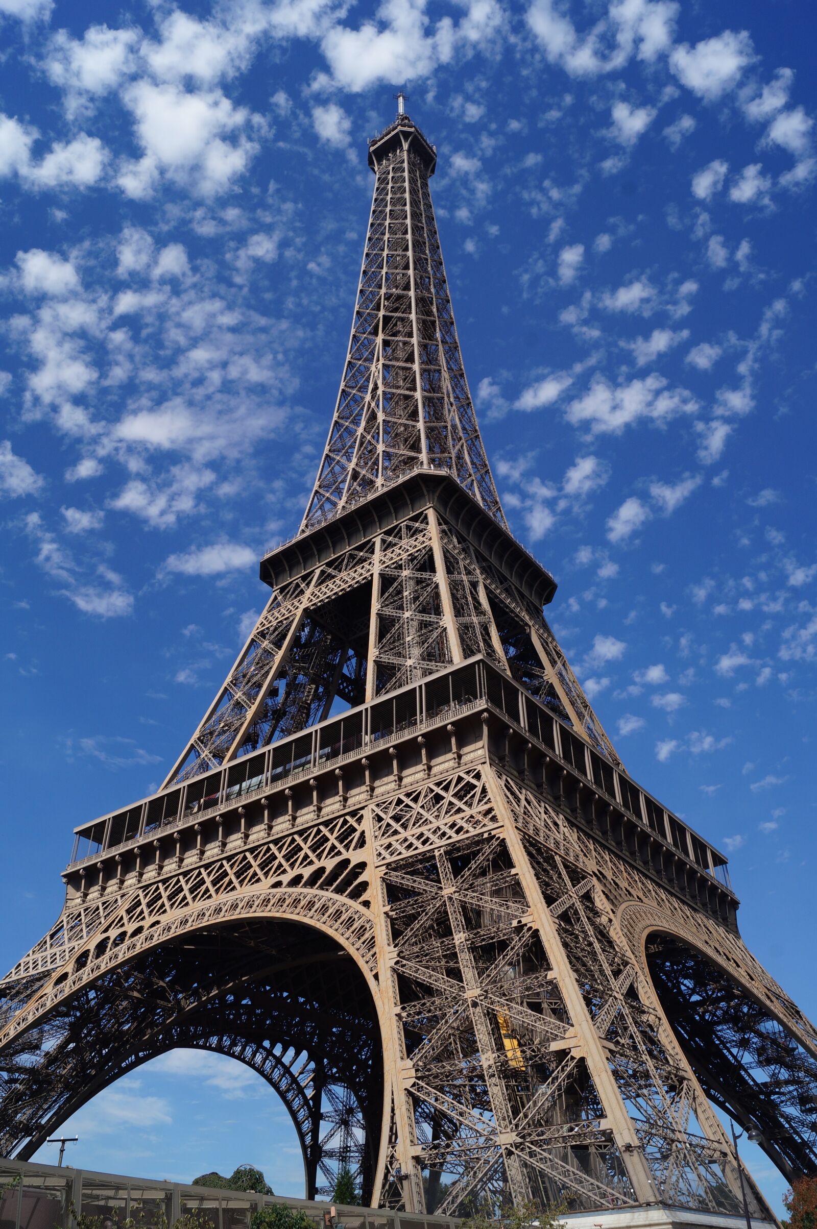 Sony SLT-A57 sample photo. Eiffel tower, sky, sunny photography