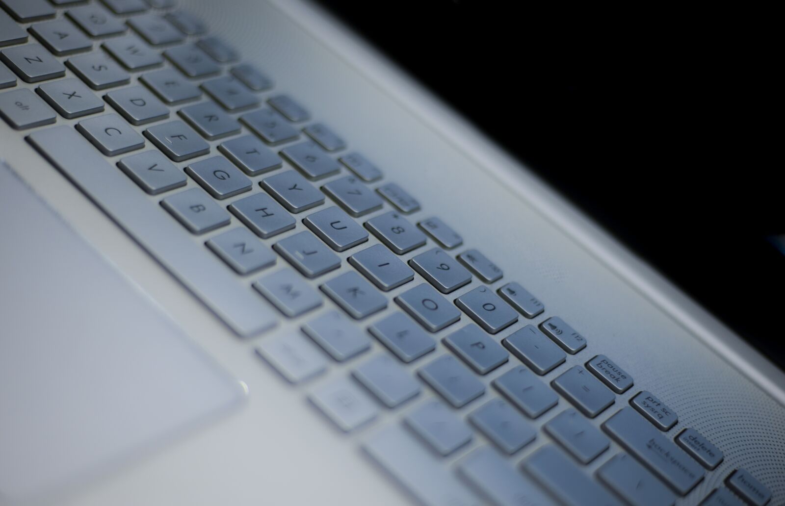 Nikon D610 sample photo. Keyboard, laptop, computer photography