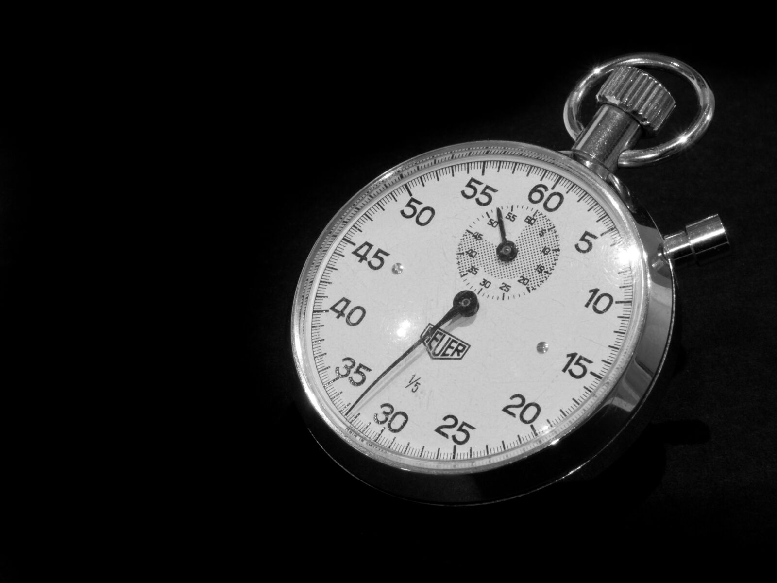 Olympus E-3 sample photo. Clock, time, watch photography