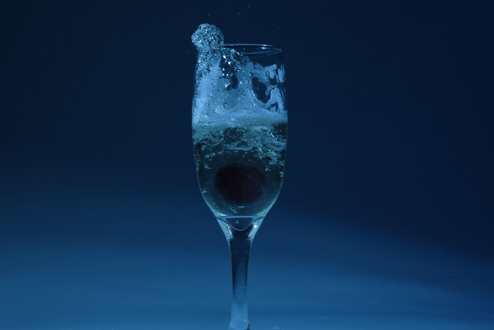 Nikon D750 sample photo. Glass, bowl, drink photography