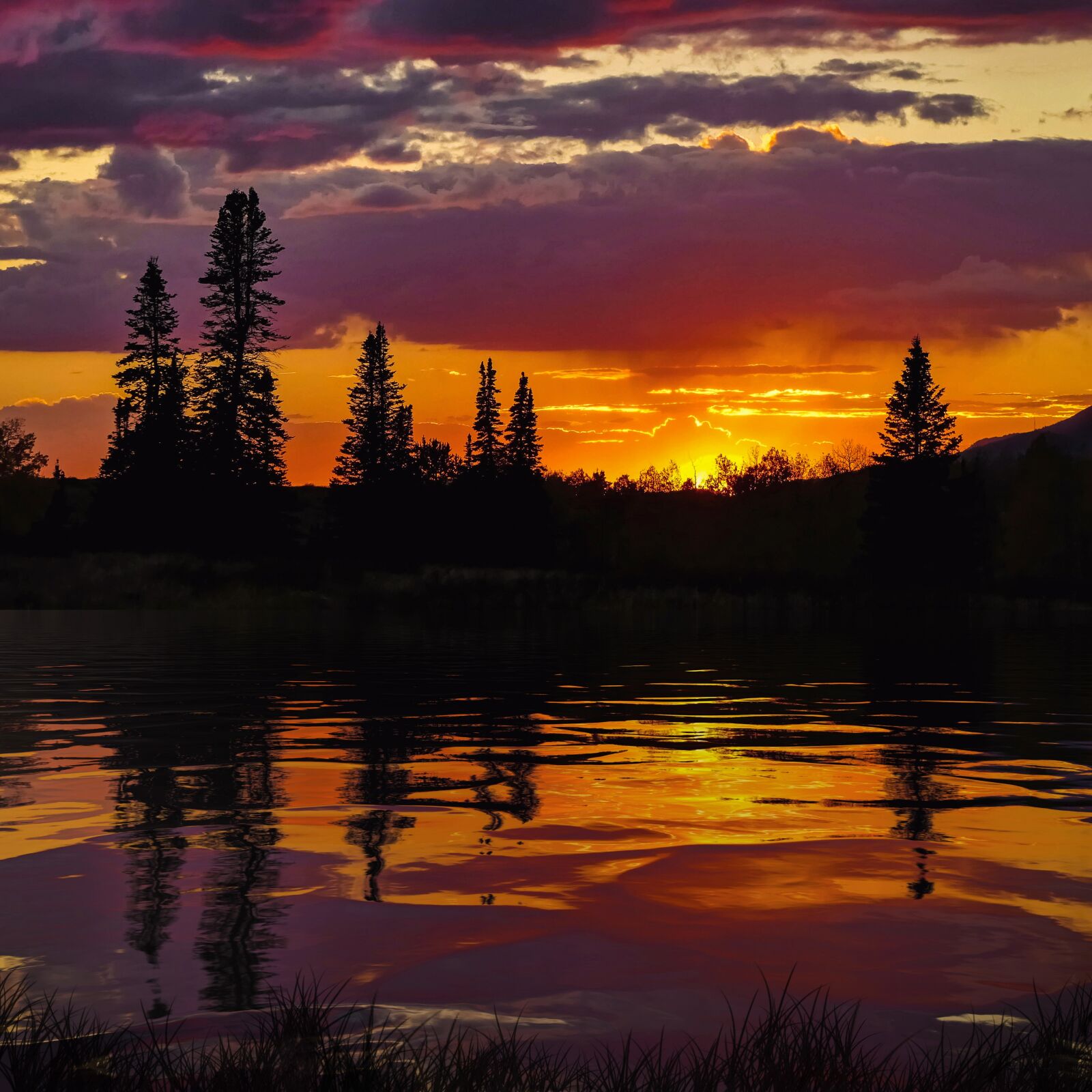 Panasonic Lumix DMC-FZ300 sample photo. Sunset, dawn, reflection photography