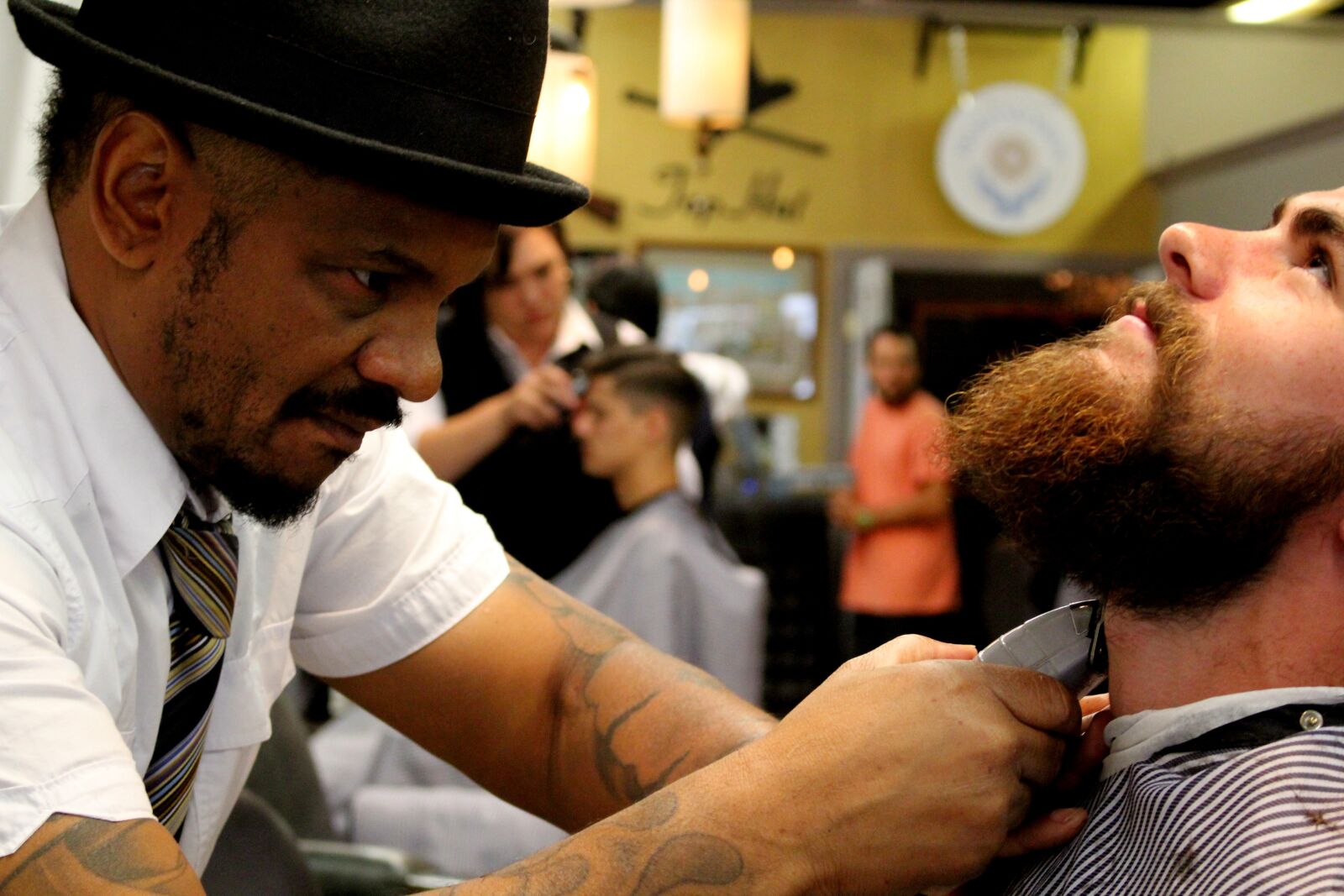 Canon EOS 550D (EOS Rebel T2i / EOS Kiss X4) sample photo. Barber, barber shop, clippers photography