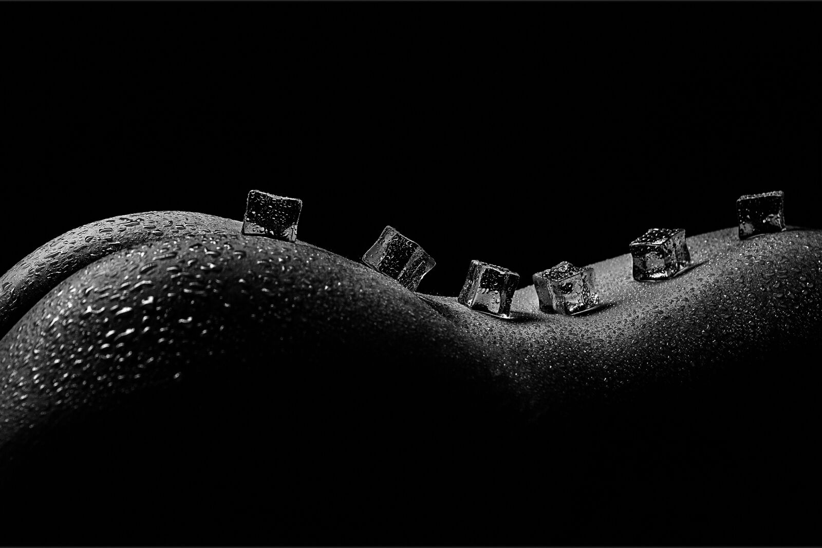 Canon EOS 6D Mark II sample photo. Ice cubes, act, drop photography