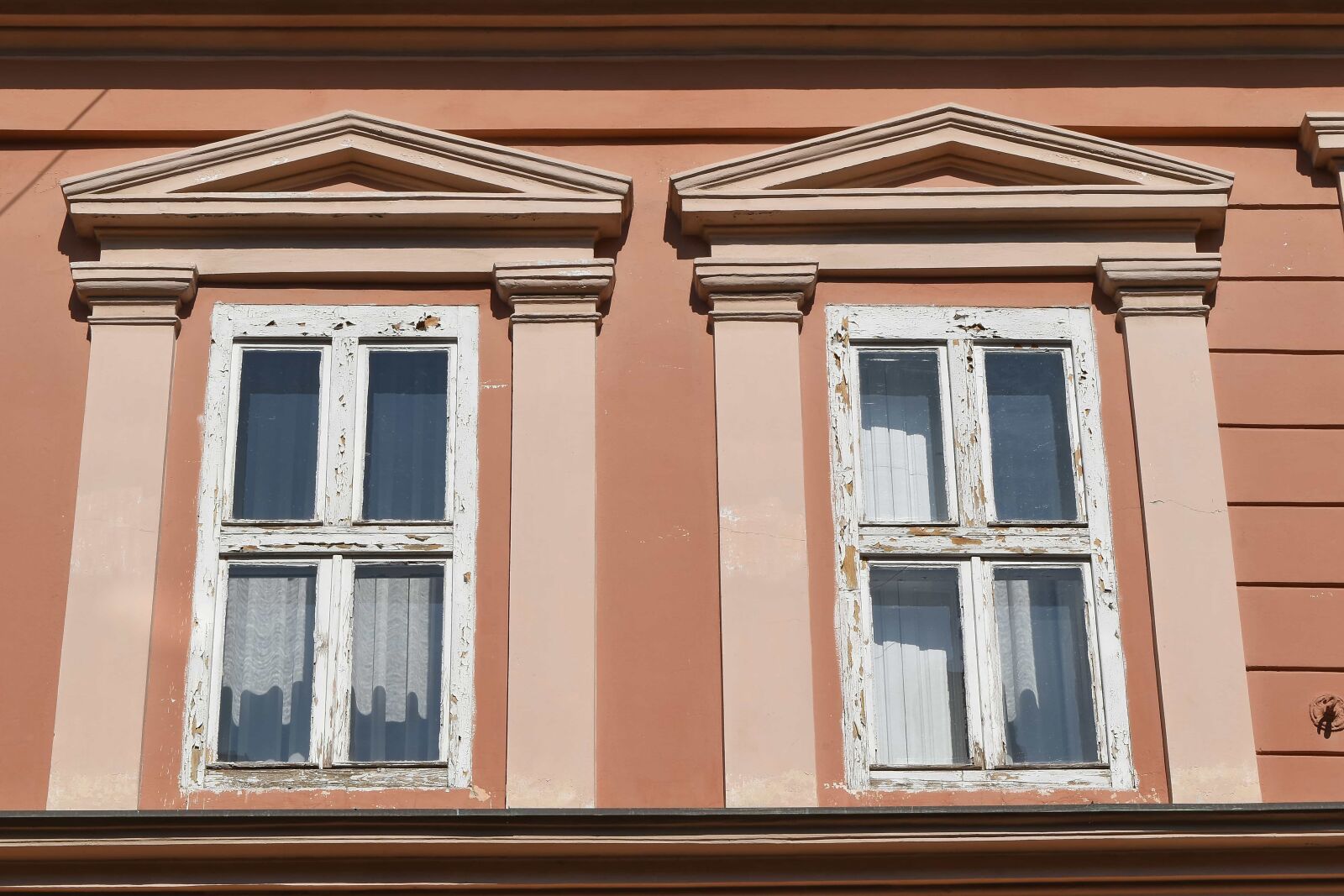 Nikon D5500 sample photo. House, window, home, facade photography