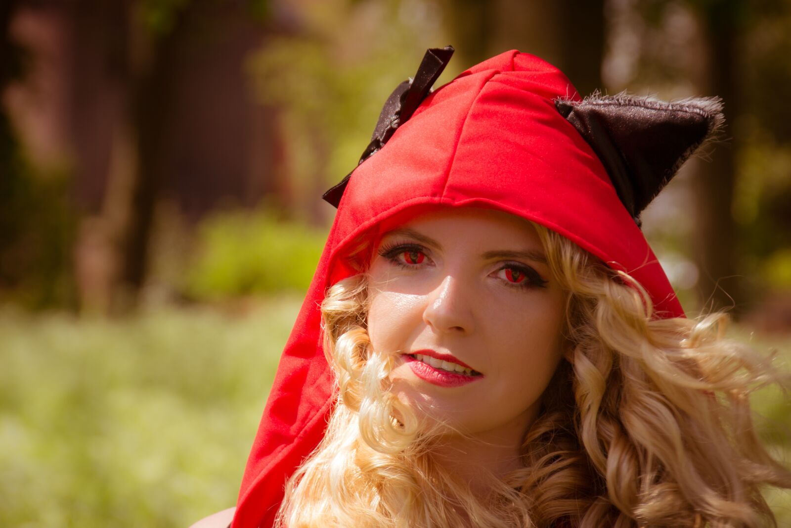 Nikon D3100 sample photo. Red, forest, model photography