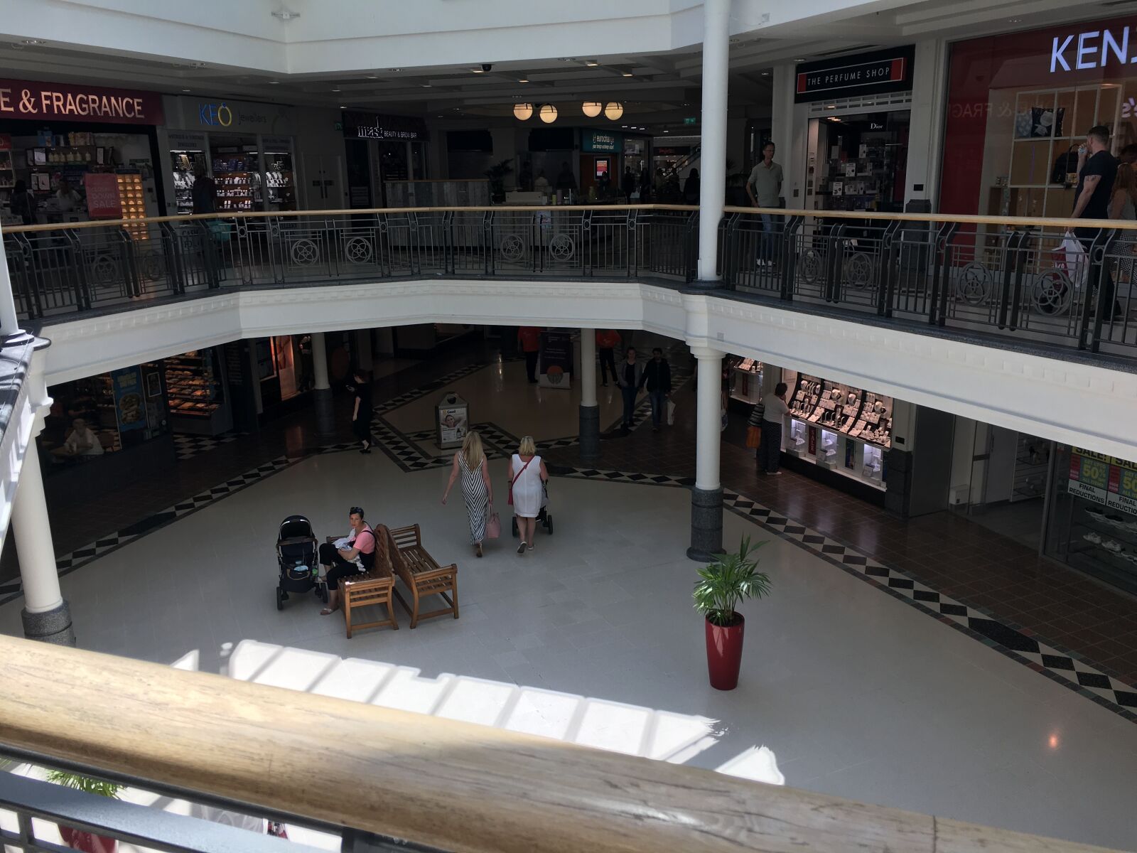 Apple iPhone 6s sample photo. Shopping, mall, indoor photography