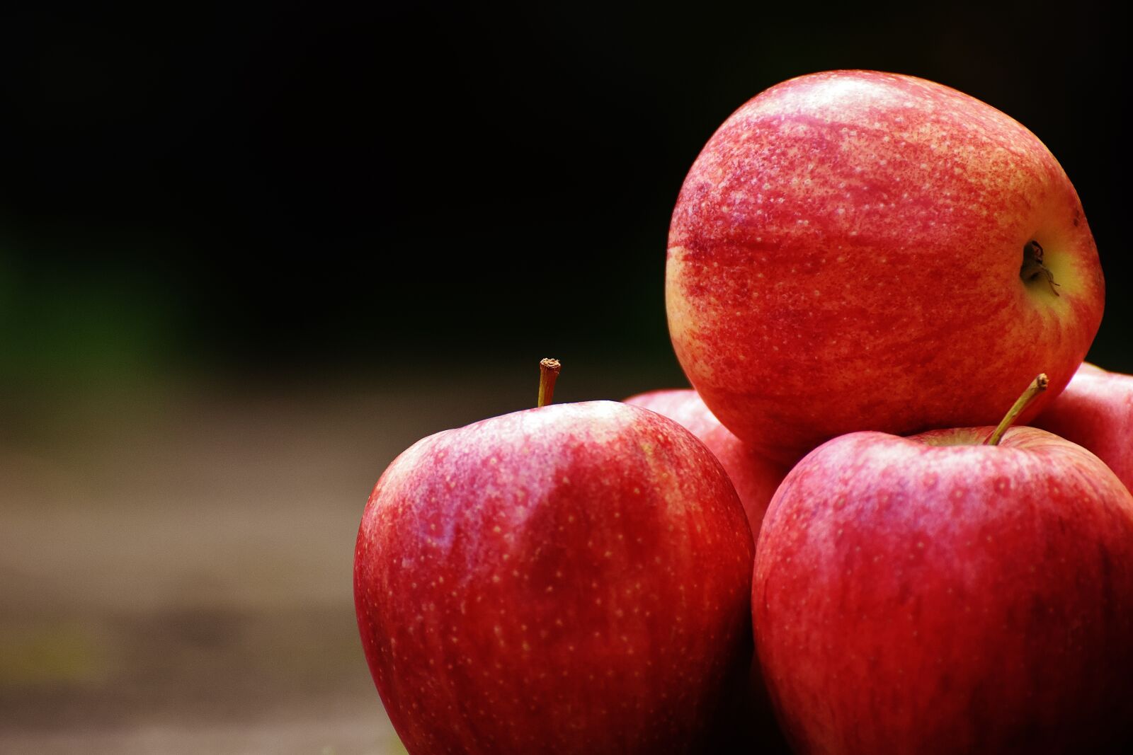 Nikon D7200 sample photo. Apple, red, delicious photography