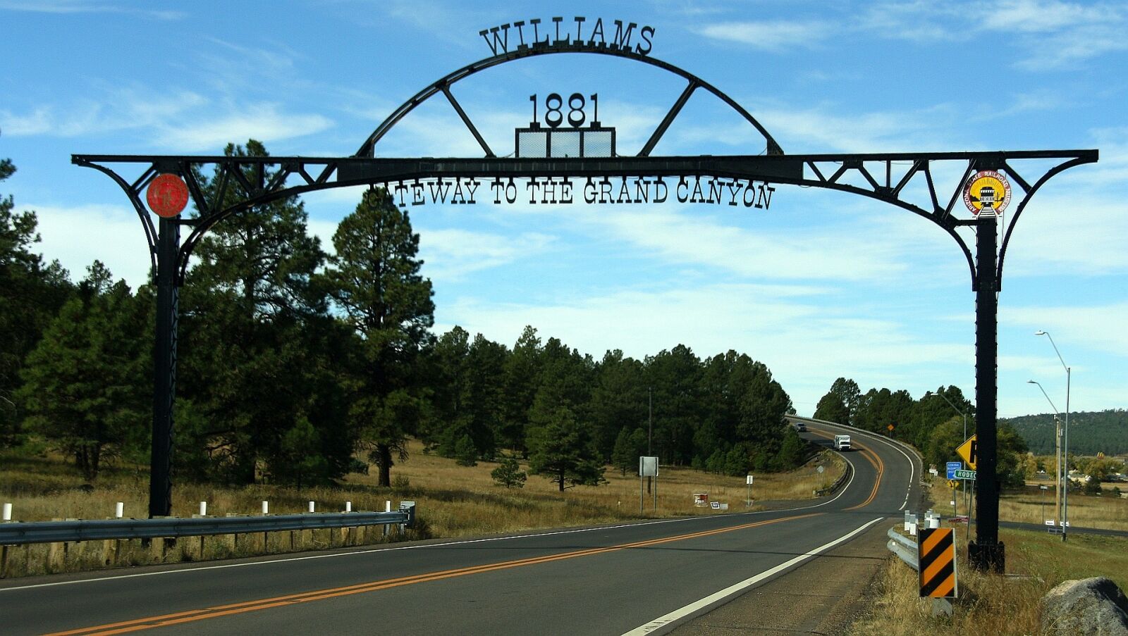 Canon EOS 1000D (EOS Digital Rebel XS / EOS Kiss F) sample photo. Usa, route66, williams photography