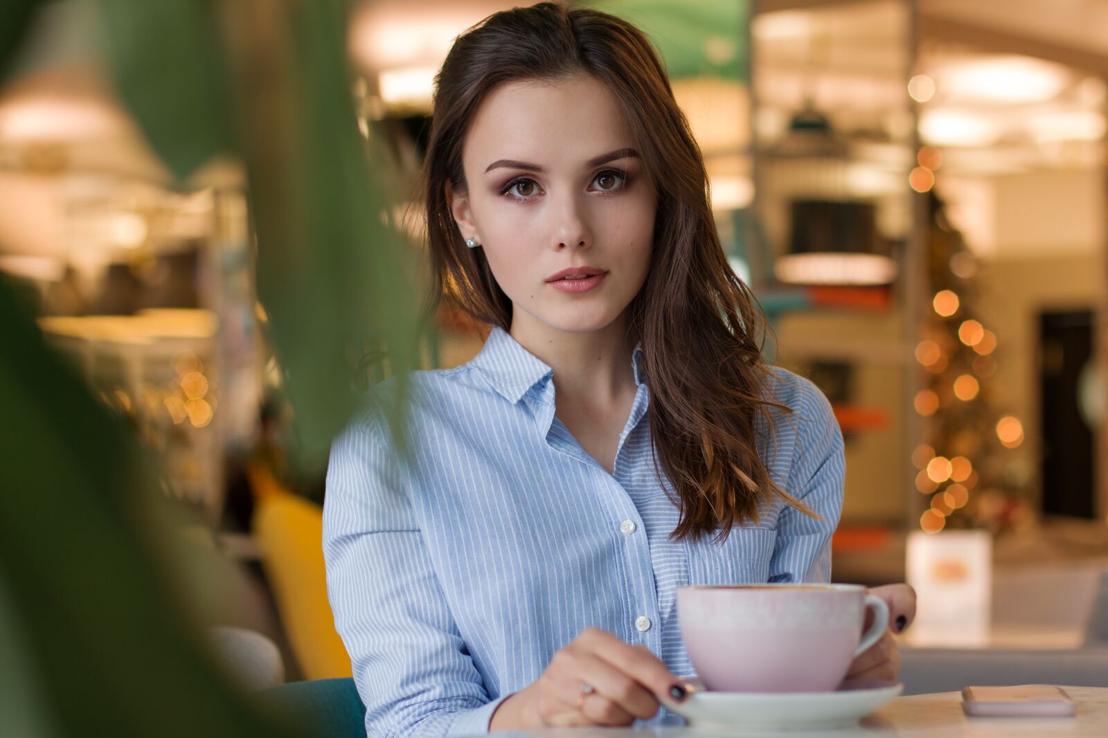 Canon EOS 70D + Canon EF 50mm F1.4 USM sample photo. Woman, grown up, within photography
