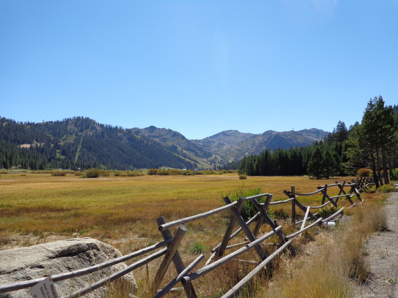Sony DSC-W690 sample photo. "Squaw valley, fence, meadow" photography