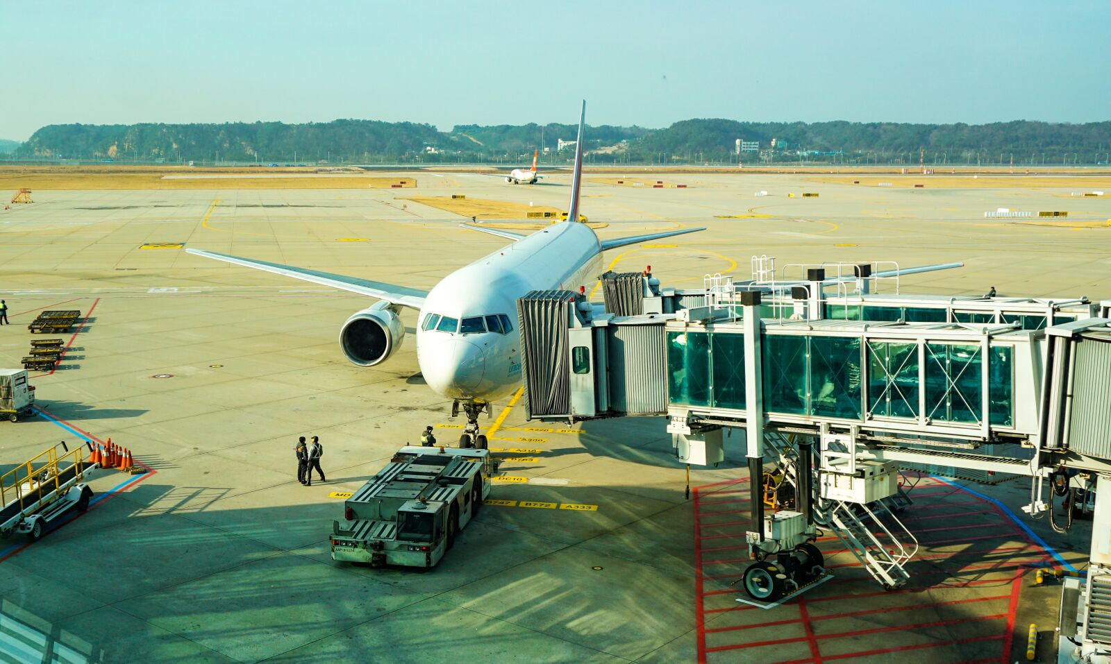Sony a6000 sample photo. Airport, aircraft, boarding photography