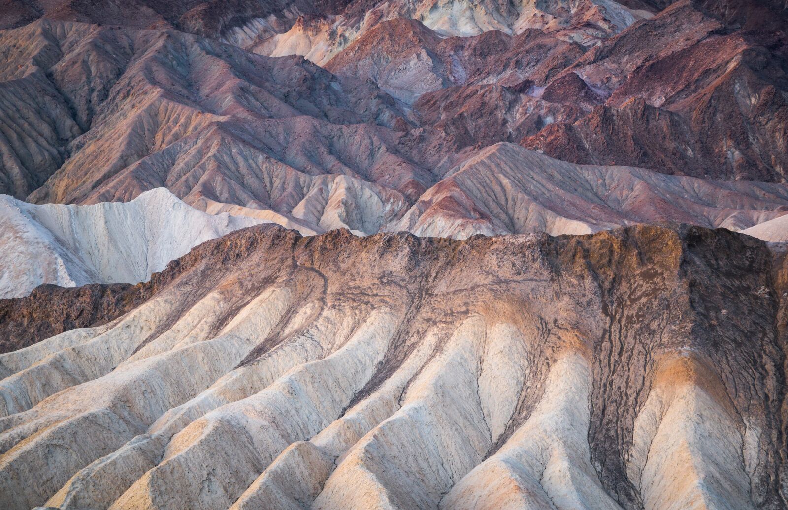 Sony a6300 + Sony E PZ 18-105mm F4 G OSS sample photo. Death valley, california, desert photography