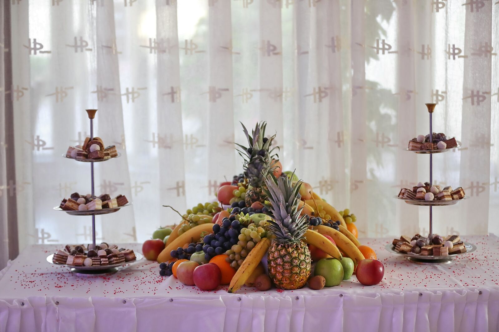 Canon EOS 5D Mark III sample photo. Salad bar, food, cookies photography