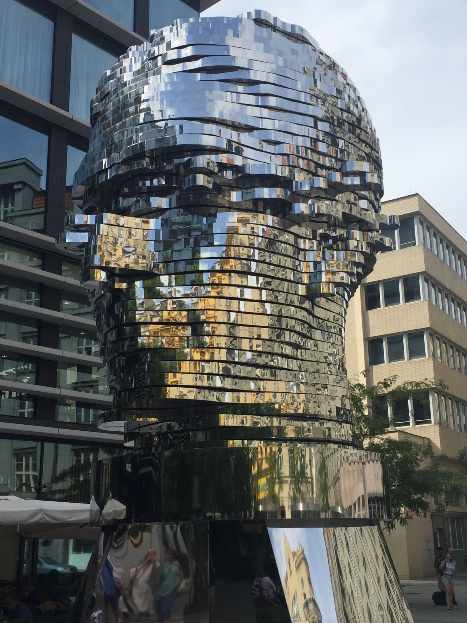 Apple iPhone 6 sample photo. Kafka, statue, in prague photography
