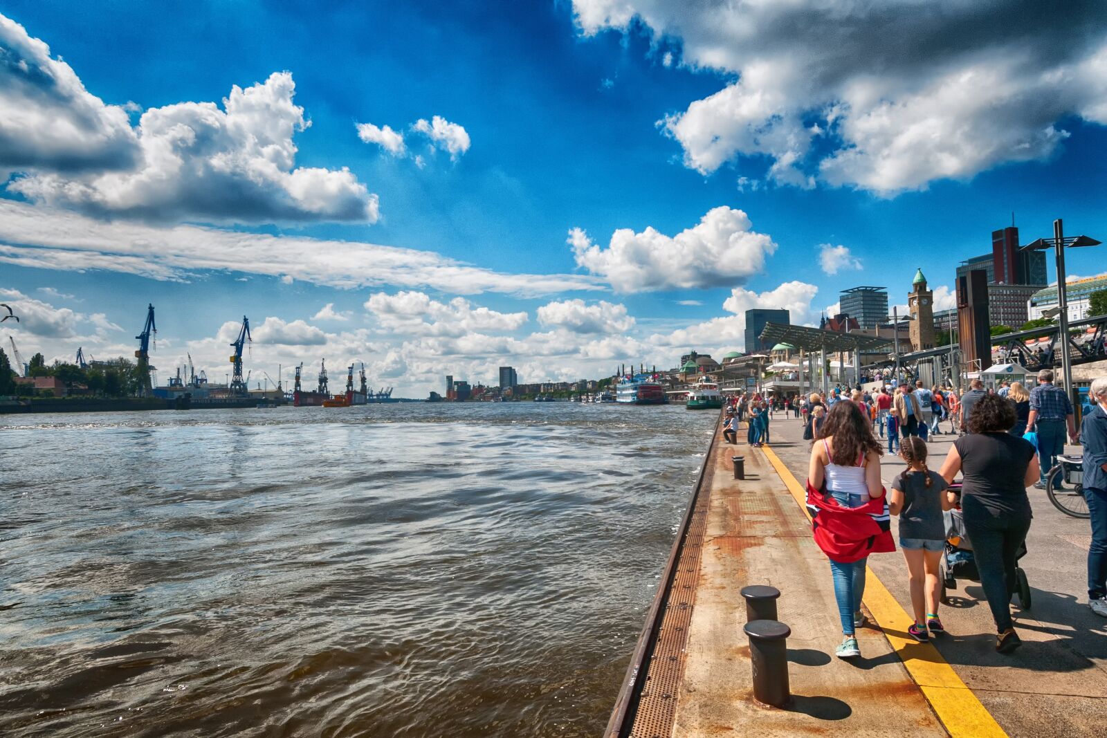 Nikon D300S sample photo. Landungsbrücken, hamburg, port photography
