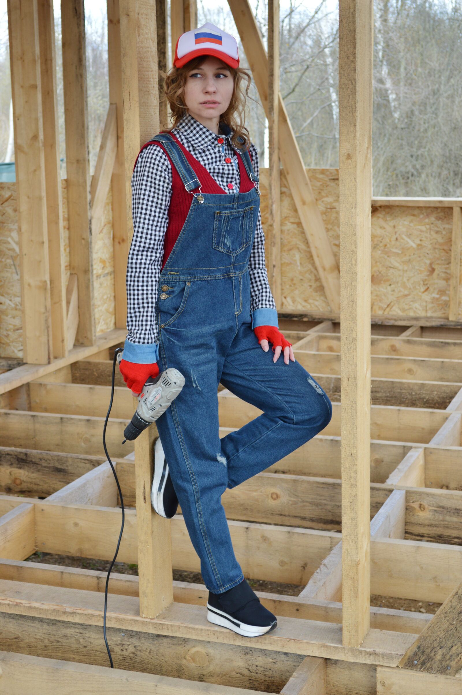 Nikon D3200 sample photo. Builder, master, construction photography