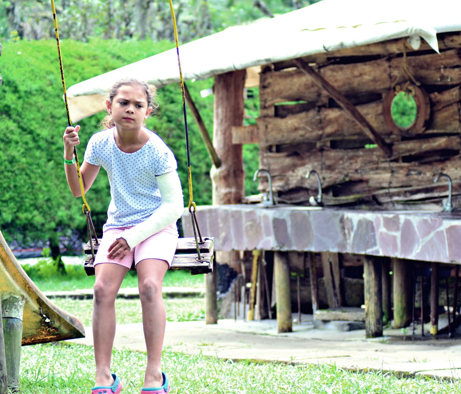 Nikon D5100 sample photo. Girl, plastered, sad photography