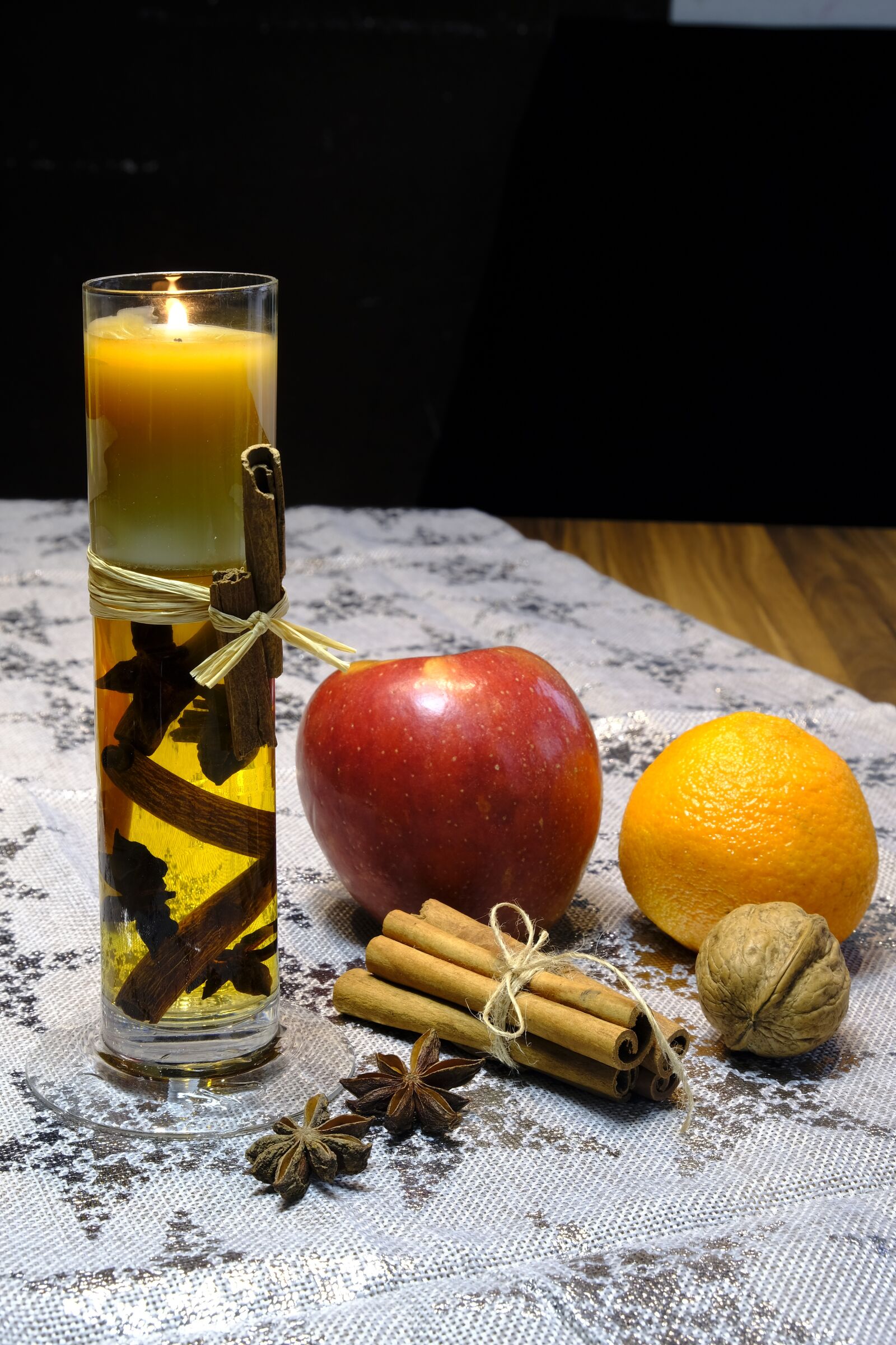 Fujifilm XF 18-55mm F2.8-4 R LM OIS sample photo. Apple, orange, cinnamon photography