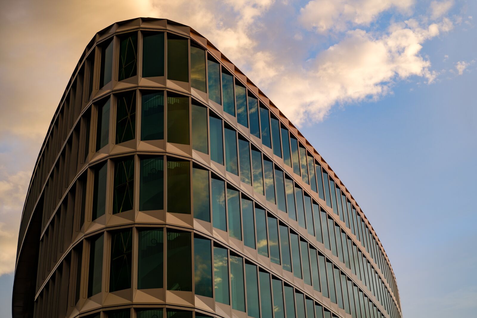 Fujifilm X-T2 sample photo. Skyline, skyscraper, skyscrapers photography