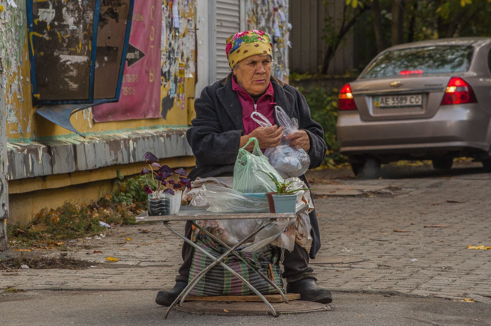 Nikon D90 sample photo. Pastern, the seller, old photography