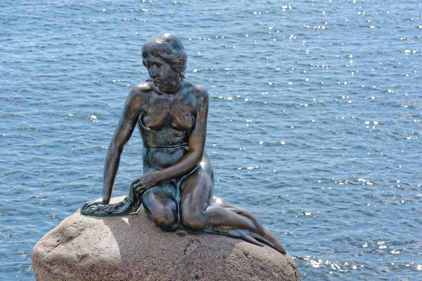 Nikon D5200 sample photo. Water, monument, copenhagen photography