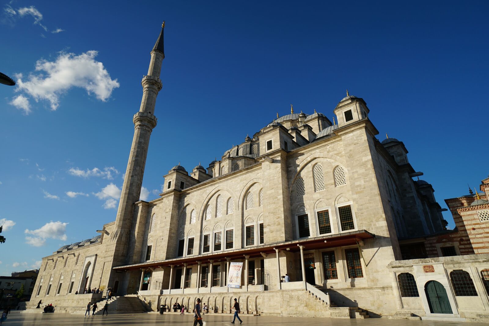 Sony E 10-18mm F4 OSS sample photo. Fatih mosque, istanbul, fatih photography
