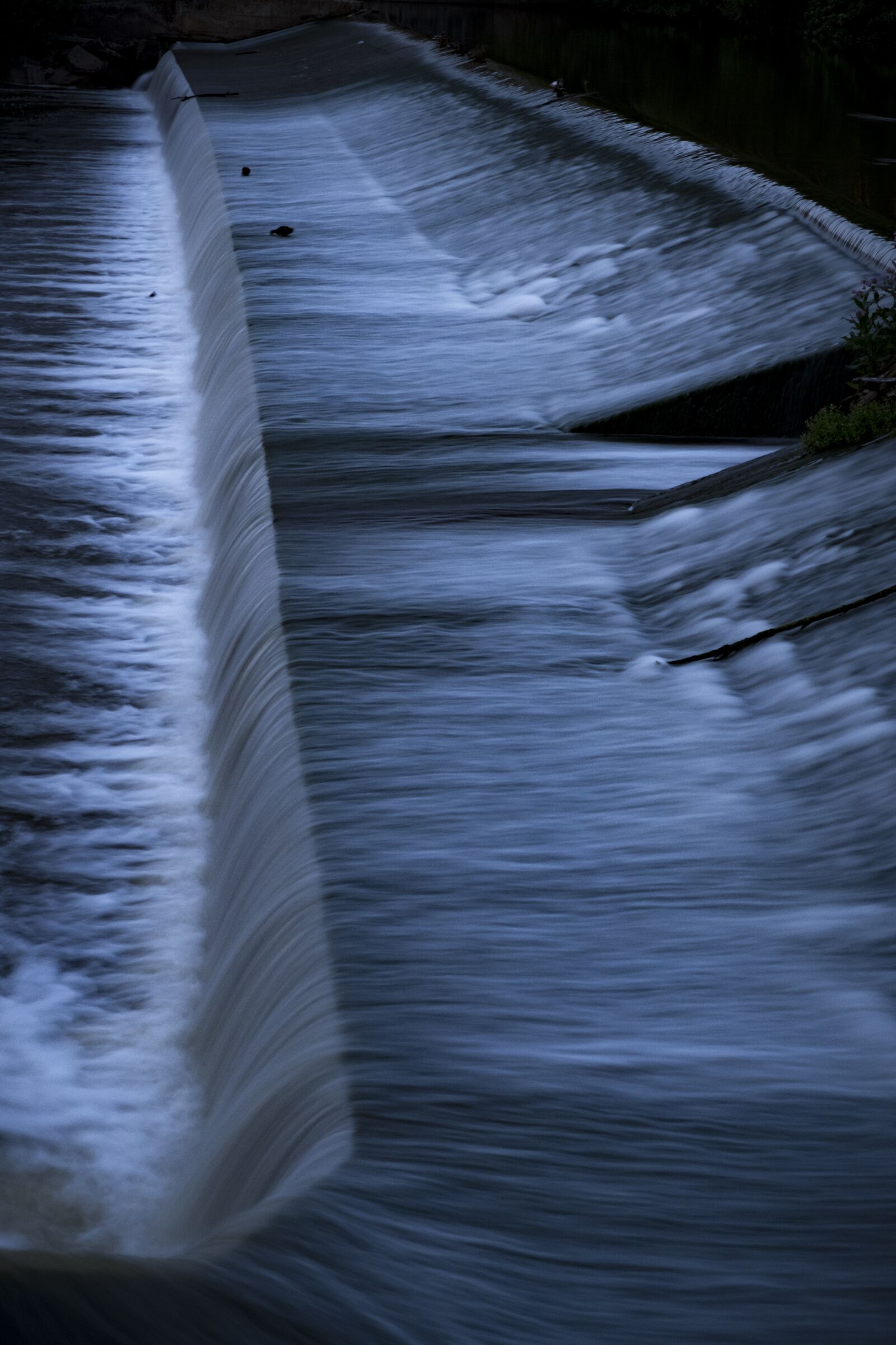 Fujifilm XF 18-55mm F2.8-4 R LM OIS sample photo. Night, water, river photography
