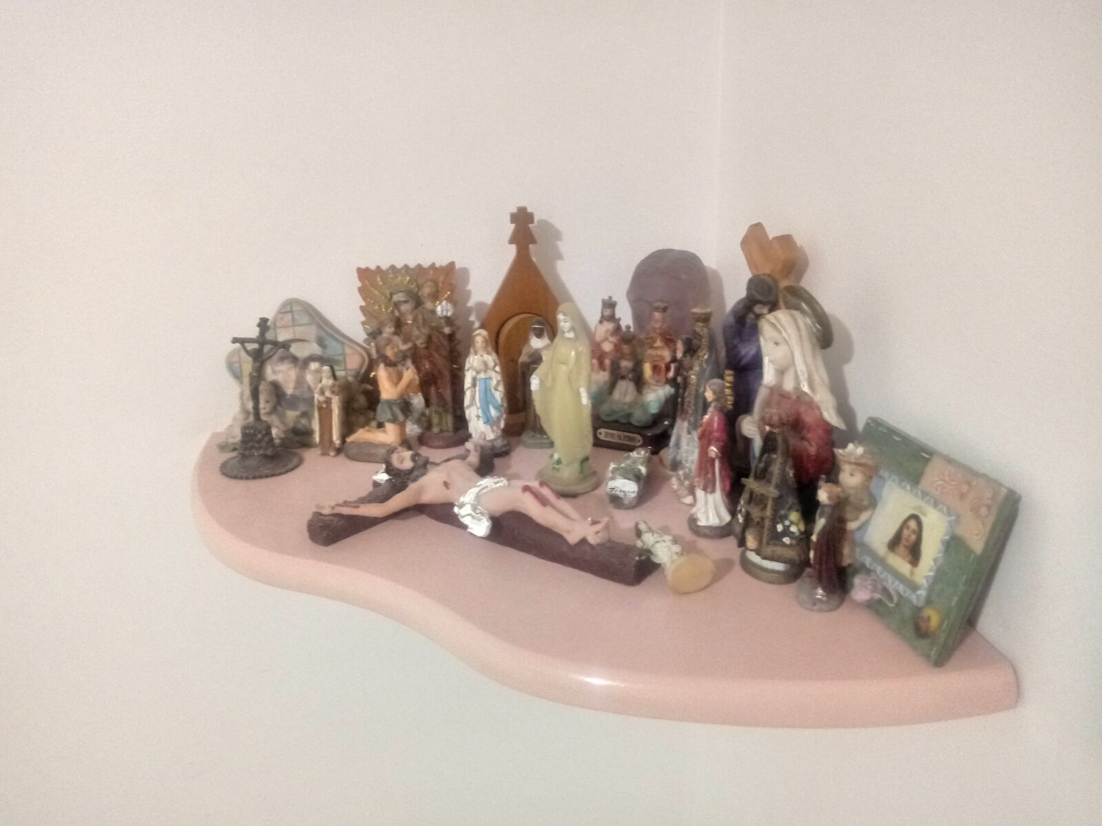 LG K10 (2017) sample photo. Altar, decoration, nun photography