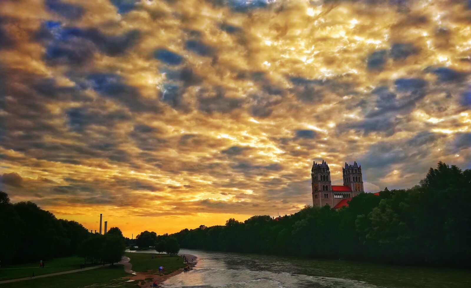 HUAWEI Mate 10 Lite sample photo. Munich, sunset, church photography
