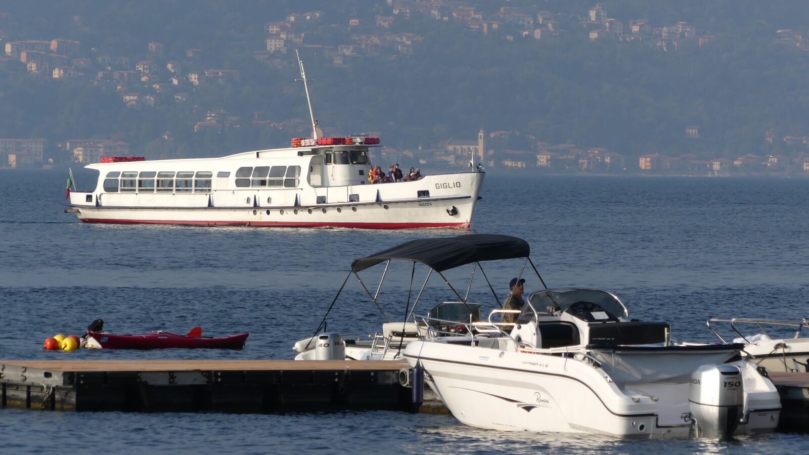 Panasonic Lumix DMC-FZ300 sample photo. Italy, lake como, river photography