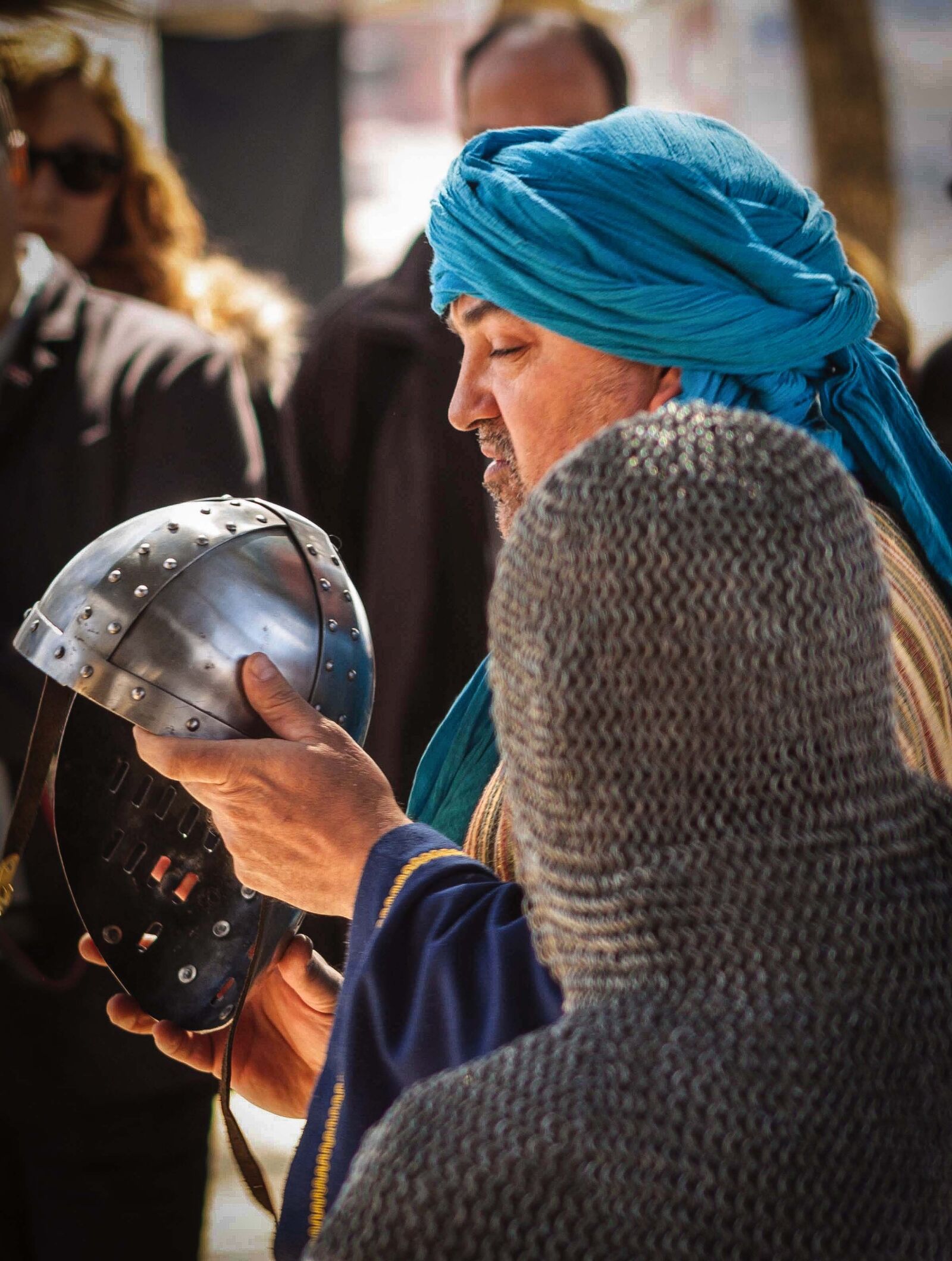 Canon EF 75-300mm f/4-5.6 sample photo. Arabic, guerrero, old photography