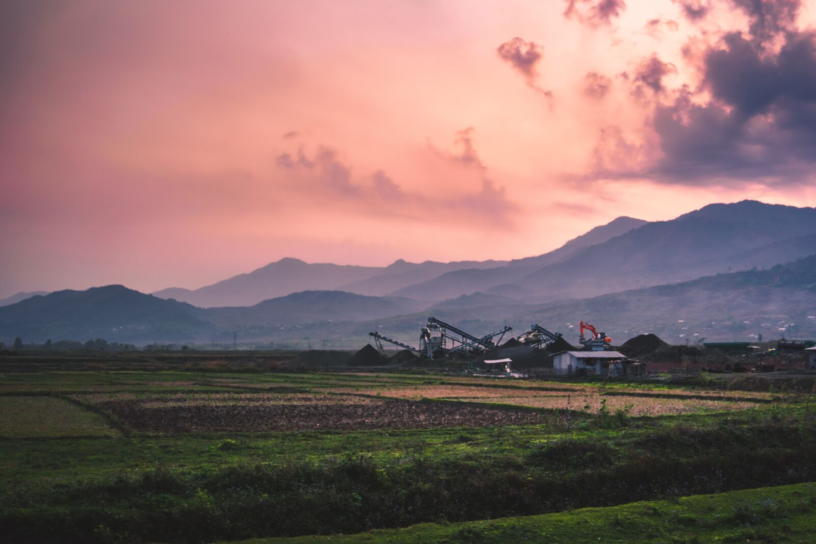 Sony a9 + Sony FE 24-70mm F2.8 GM sample photo. Landscape, evening, machinery photography