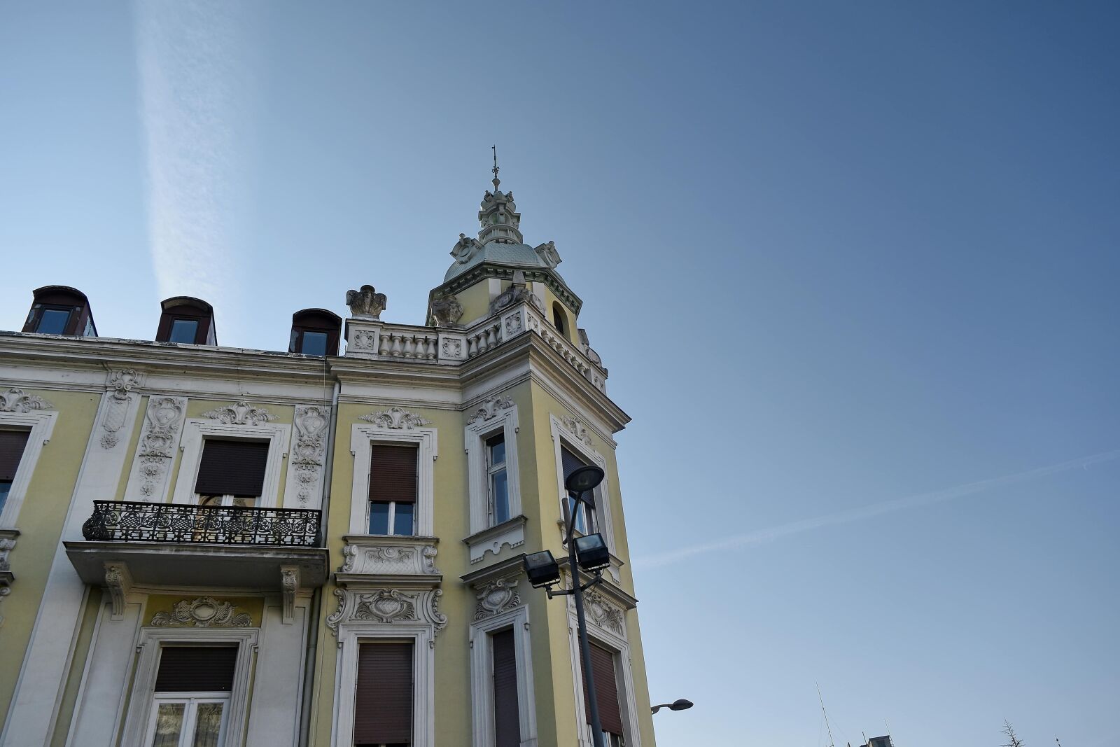 Nikon D5500 sample photo. Facade, building, palace, architecture photography