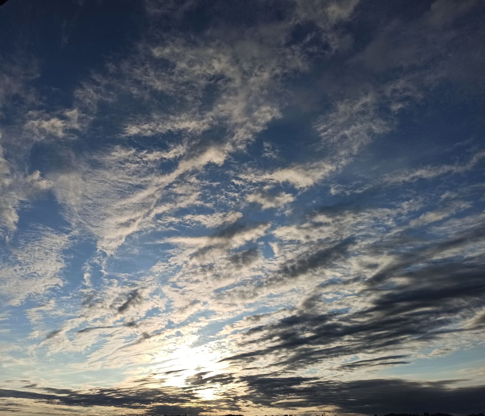 Xiaomi Redmi Note 8 Pro sample photo. Sky, clouds, early photography