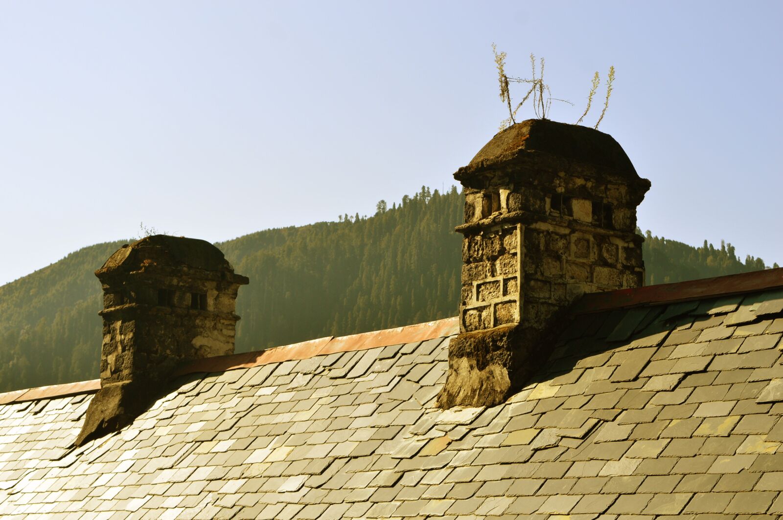 Nikon D3200 sample photo. Chimney, roof, hill photography