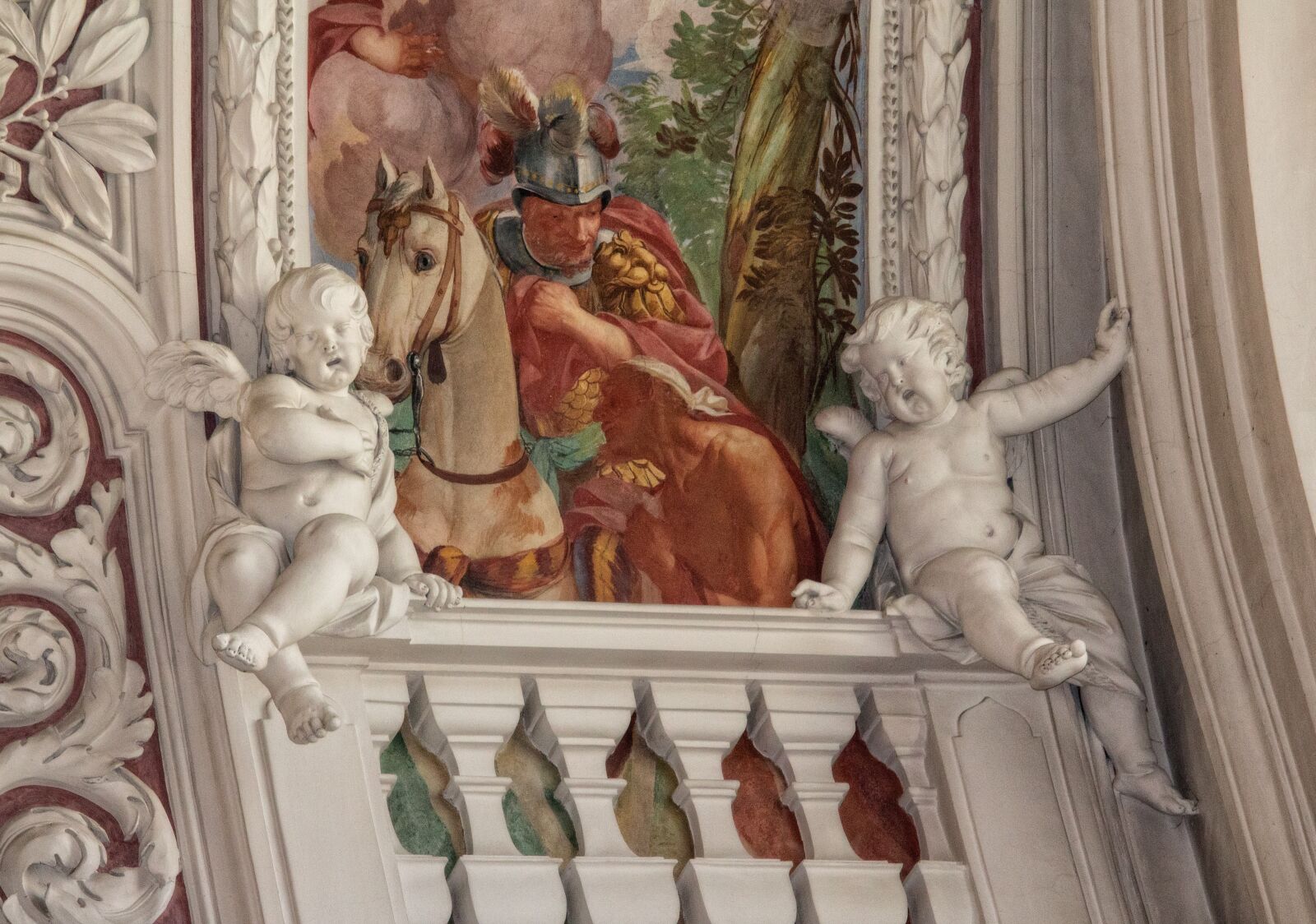 Canon EF-S 55-250mm F4-5.6 IS STM sample photo. Cherub, pillar, fresco photography