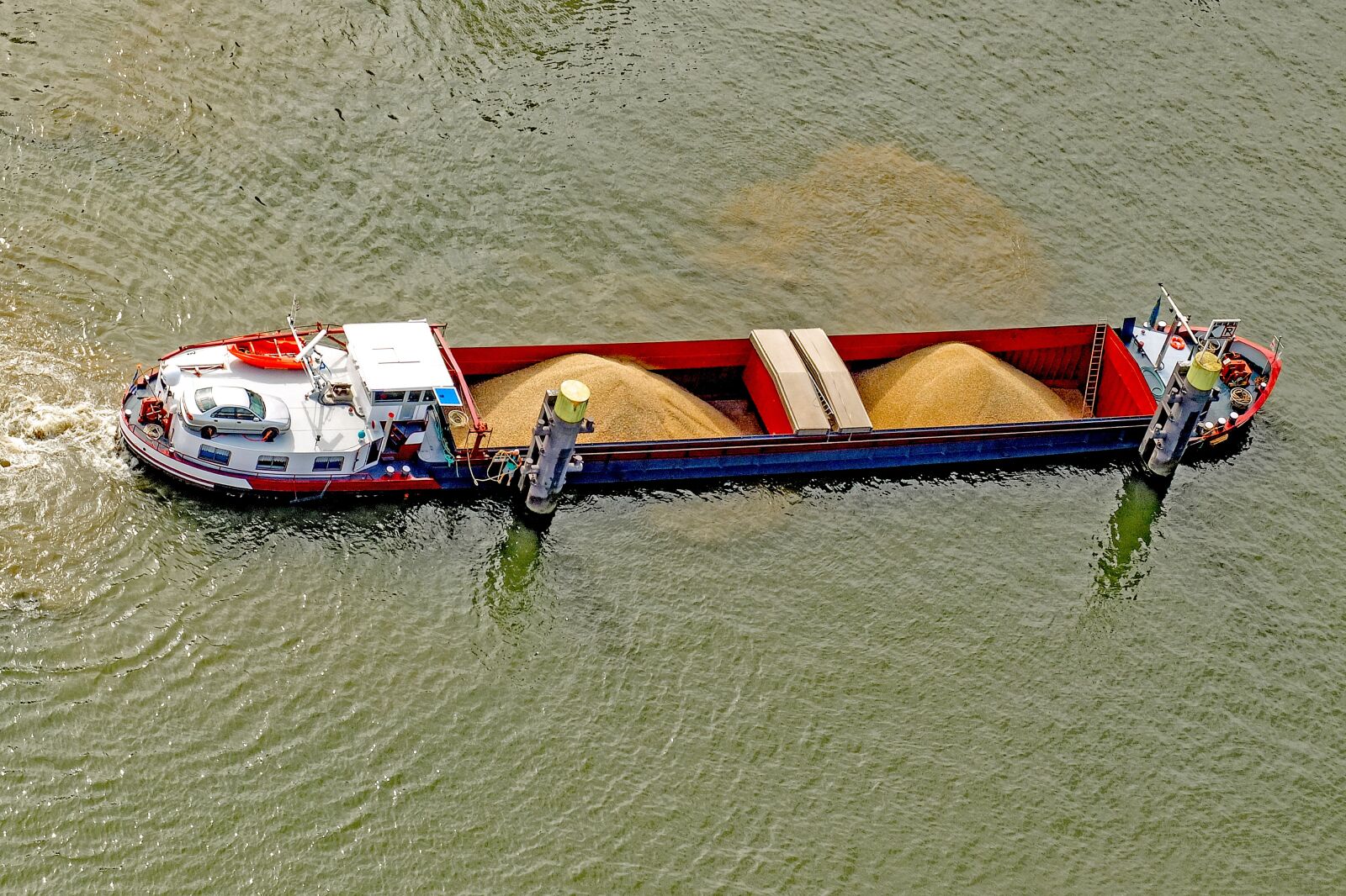 Fujifilm X30 sample photo. Boat, barge, ship photography