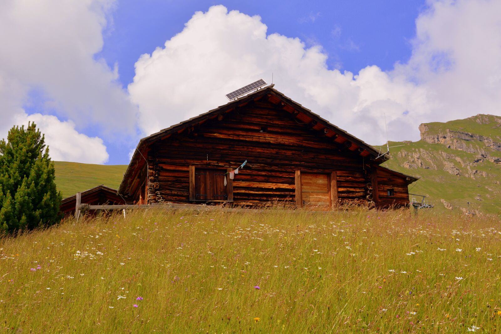 Nikon D7100 sample photo. Baita, mountain, prato photography
