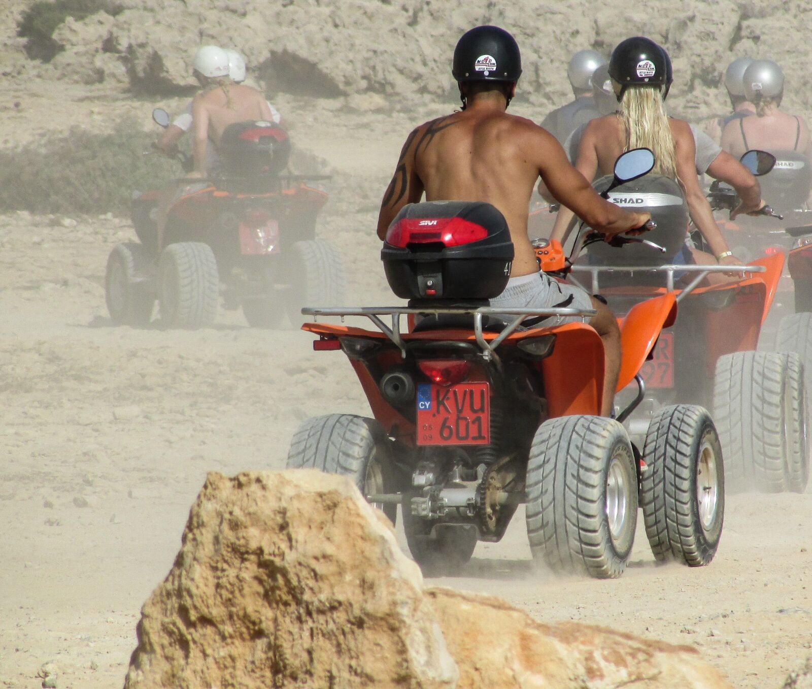 Canon PowerShot SX400 IS sample photo. Buggy, vehicle, holiday photography