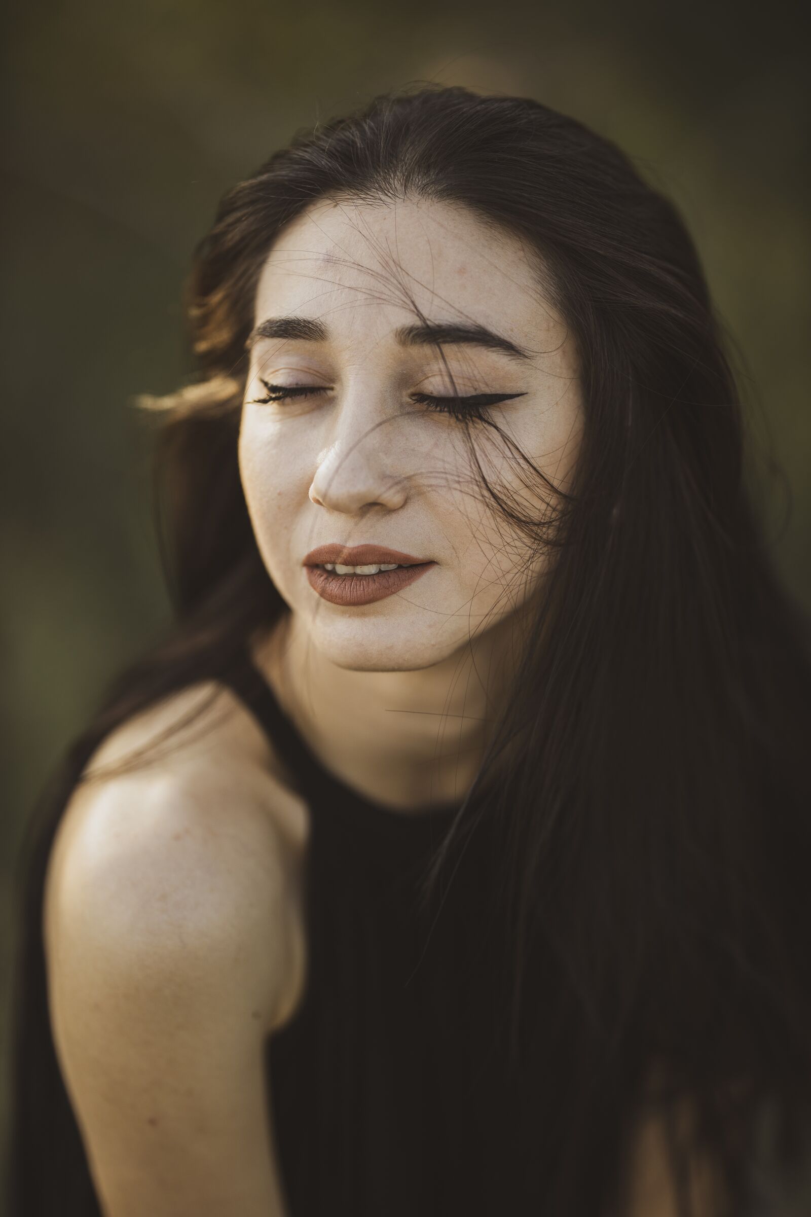 Canon RF 85mm F1.2L USM sample photo. Young, girl, woman photography