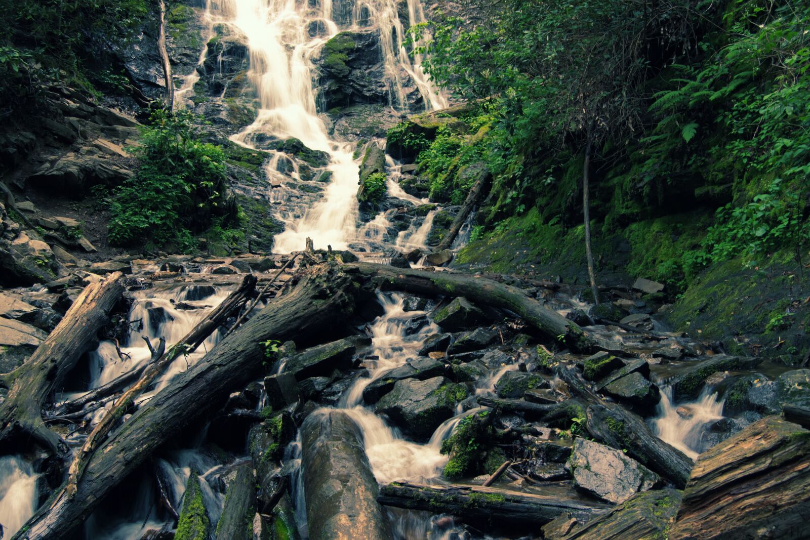 Nikon D5300 sample photo. Waterfall, creek, wood photography