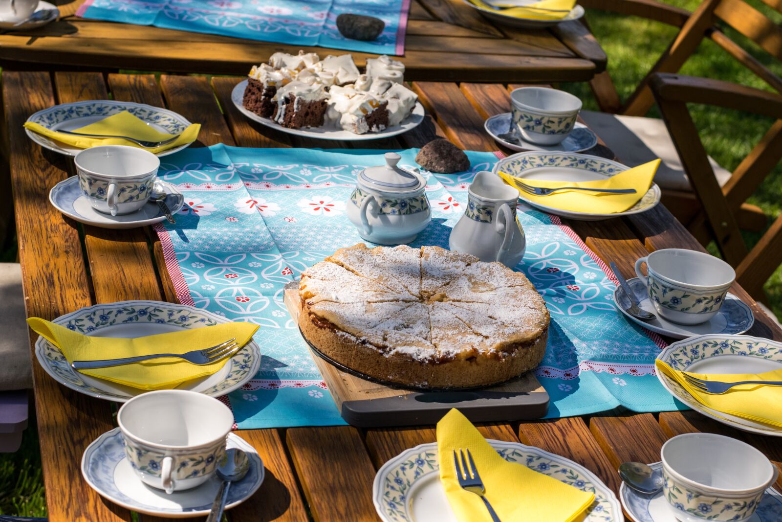 Nikon D3300 sample photo. Table, tableware, food photography