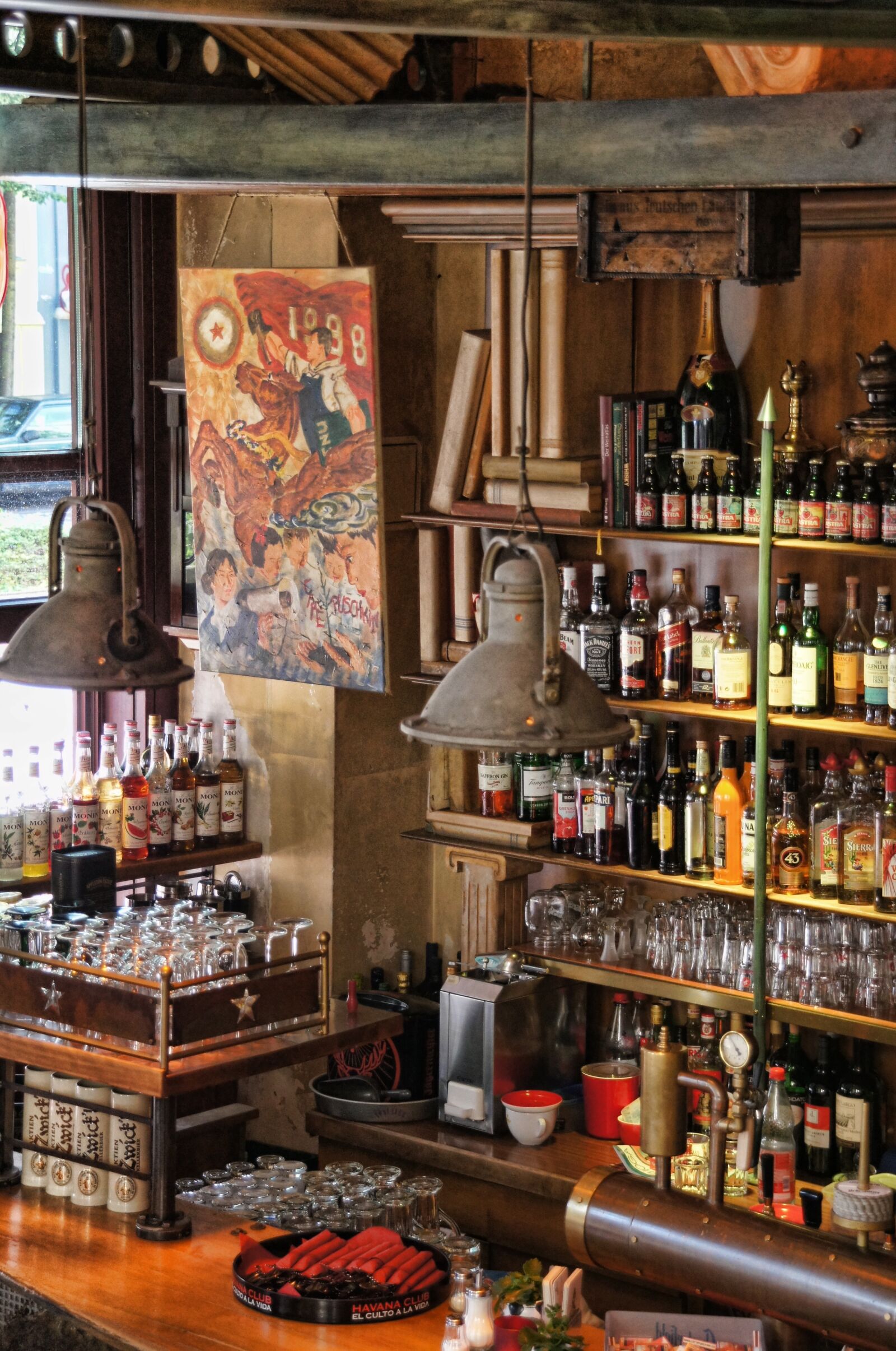 Sony Alpha DSLR-A580 sample photo. Bistro, bar, alcohol photography