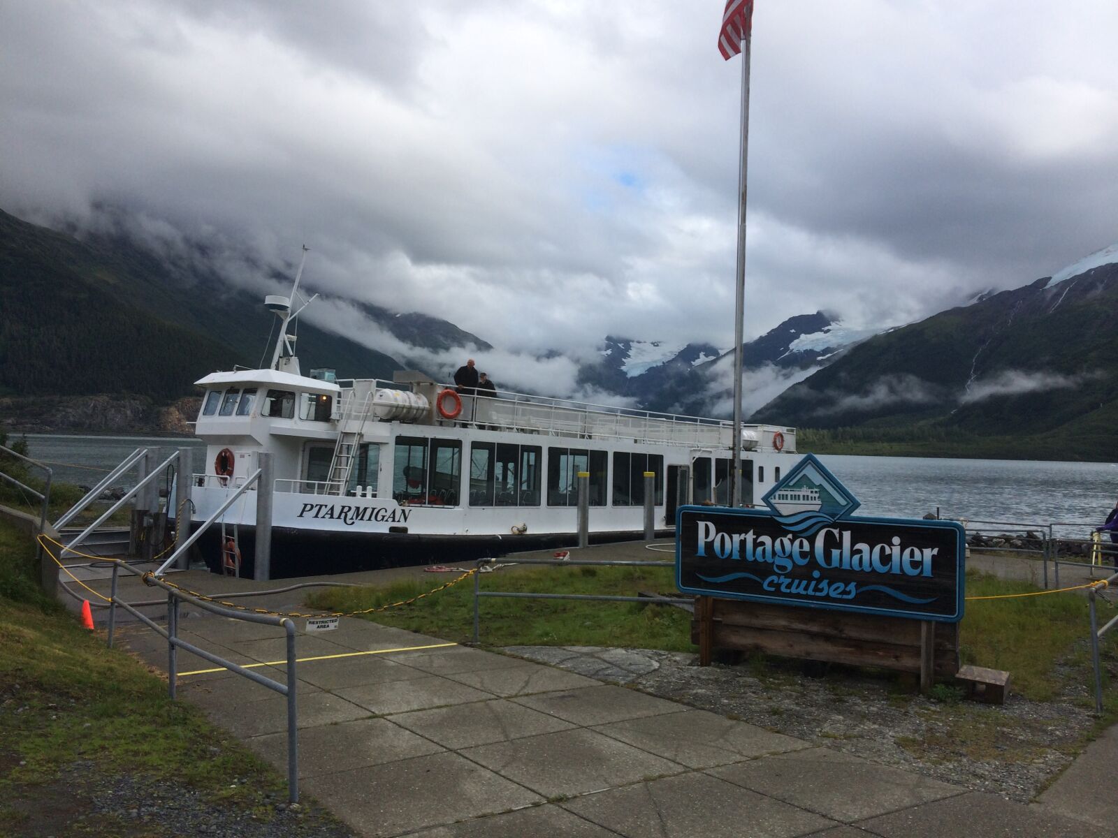 iPhone 5s back camera 4.12mm f/2.2 sample photo. Portage, glacier photography