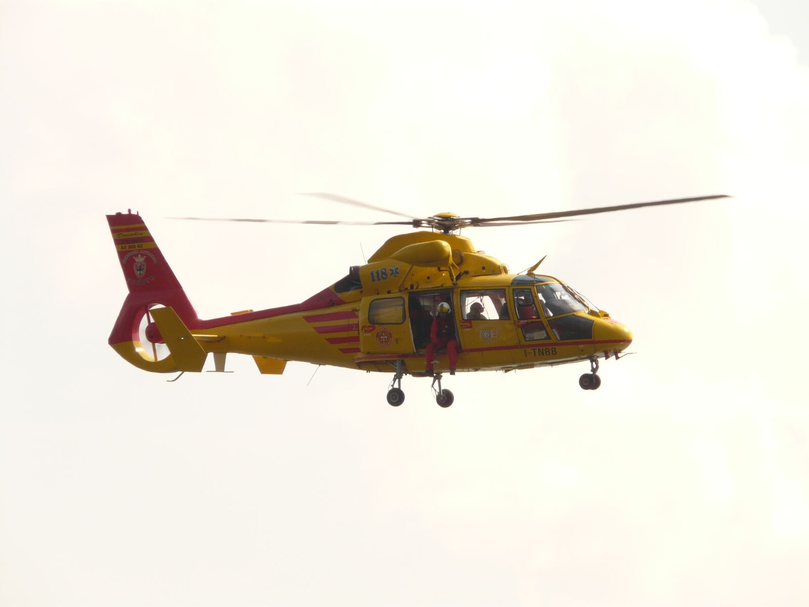 Panasonic DMC-FZ18 sample photo. Helicopter, rescue, first aid photography