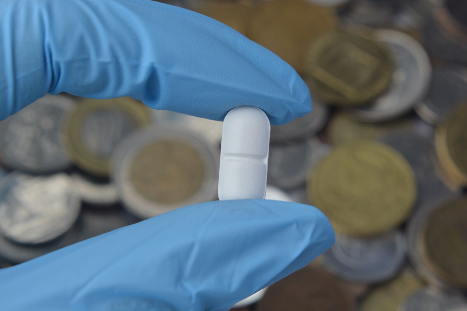 Nikon D7100 sample photo. Medicine, medicines, drugs photography