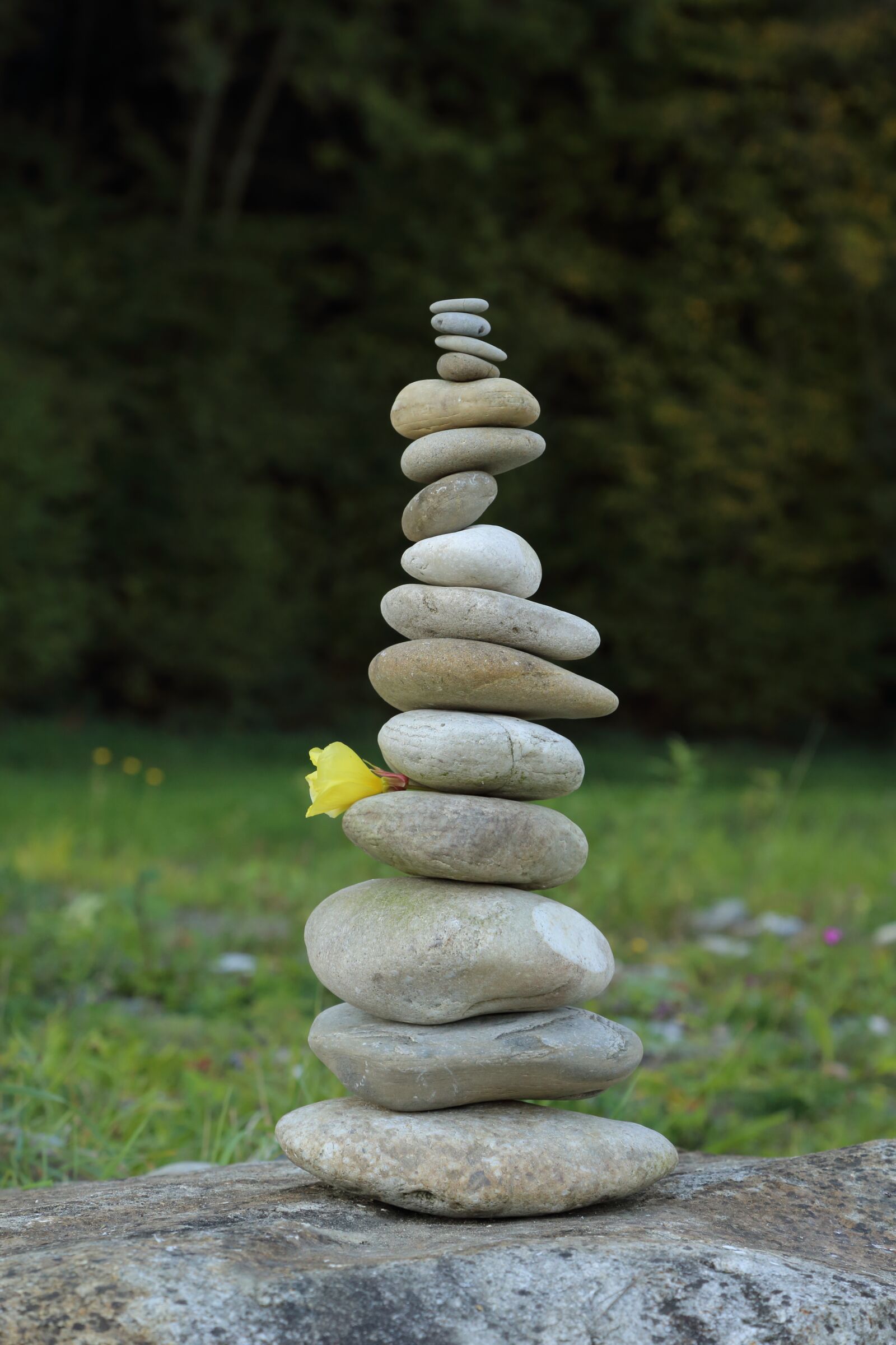 Canon EOS 6D + Canon EF 24-105mm F4L IS USM sample photo. Stone tower, stones, balance photography
