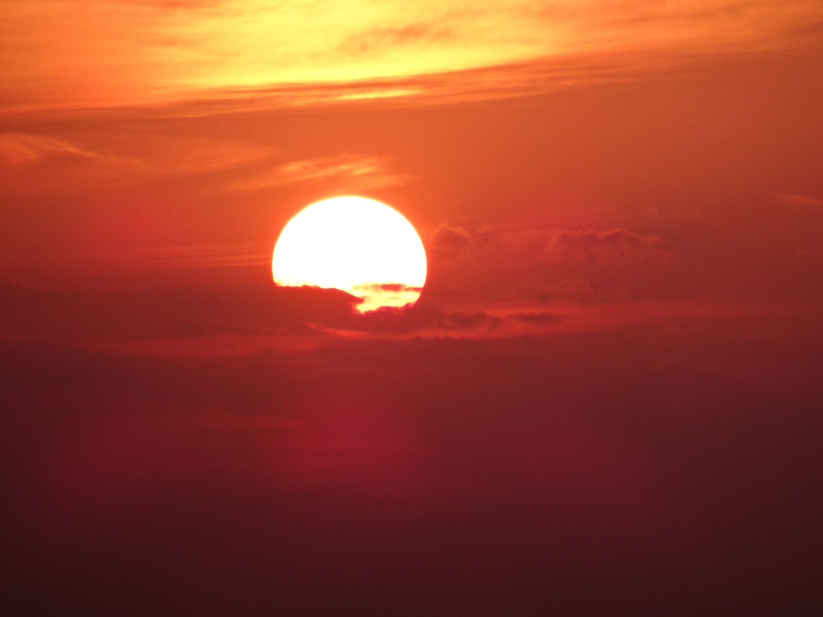 Sony DSC-HX50 sample photo. Sunset, evening sky, sun photography